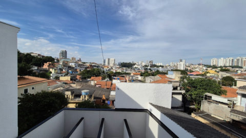 Image 12 - 1038198