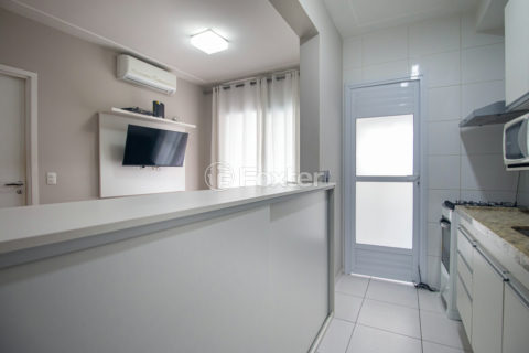 Image 25 - 1038205
