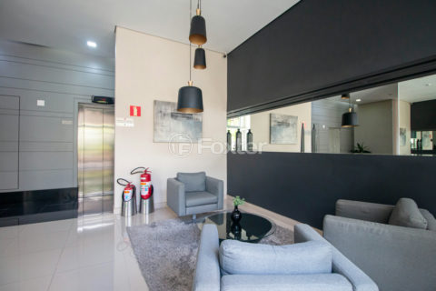 Image 30 - 1038205