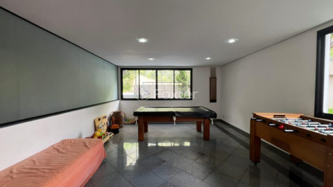 Image 78 - 1038211