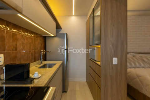 Image 11 - 1038214