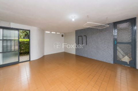 Image 38 - 1038224
