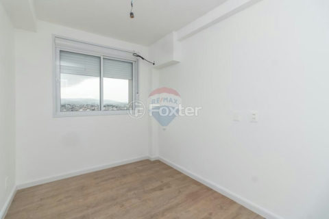 Image 30 - 1038228