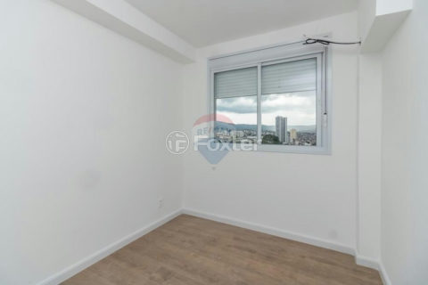 Image 32 - 1038228