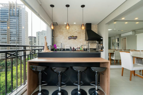 Image 15 - 1038244
