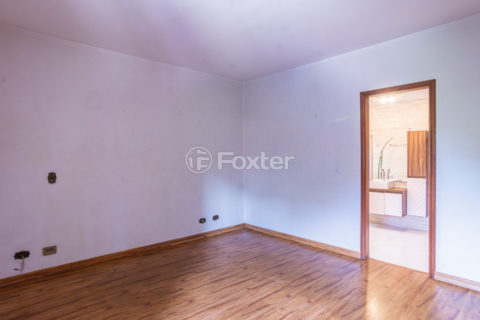 Image 7 - 1038246