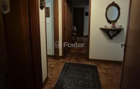 Image 8 - 1038249