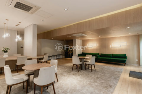 Image 42 - 1038250