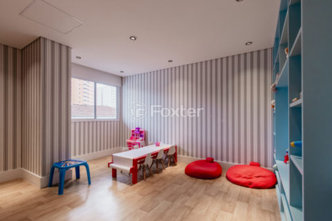 Image 29 - 1038250