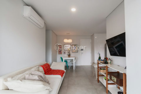 Image 7 - 1038250