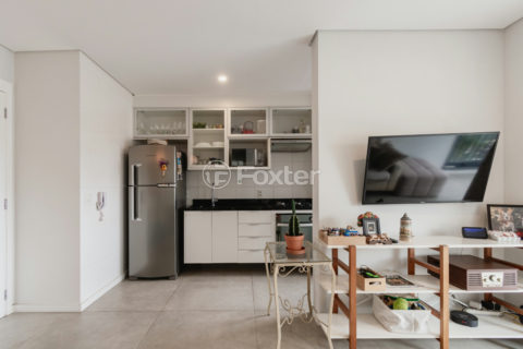 Image 9 - 1038250