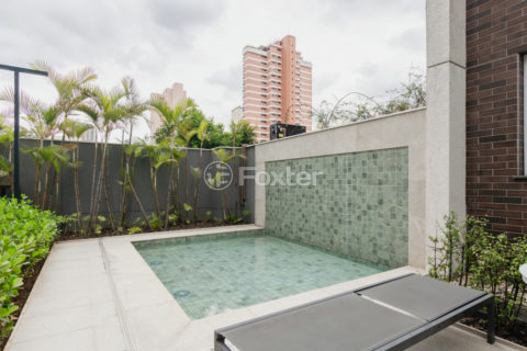 Image 32 - 1038250