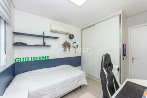 Image 31 - 1038251