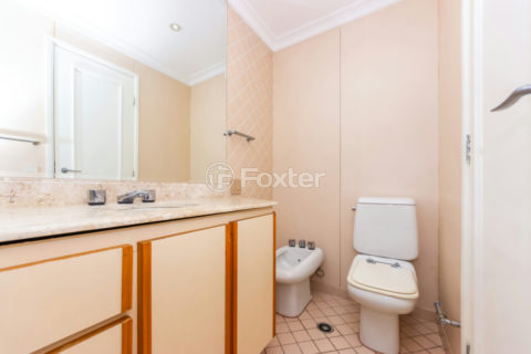 Image 38 - 1038252