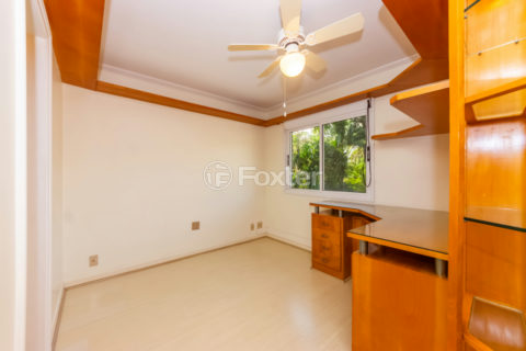 Image 30 - 1038252