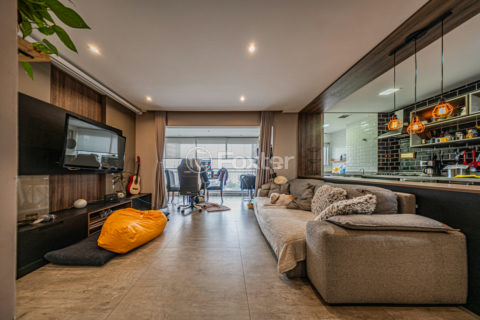 Image 16 - 1038265