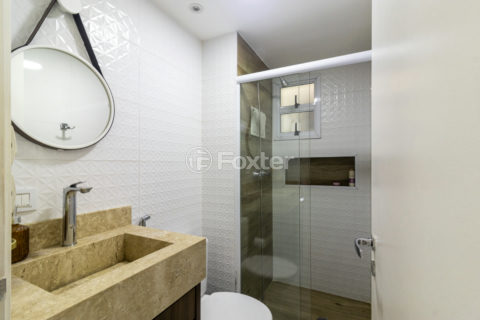 Image 30 - 1038266