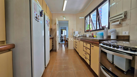 Image 60 - 1038270