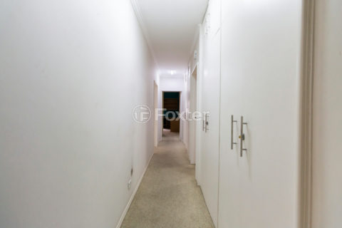Image 10 - 1038274