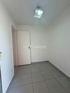 Image 32 - 1038275