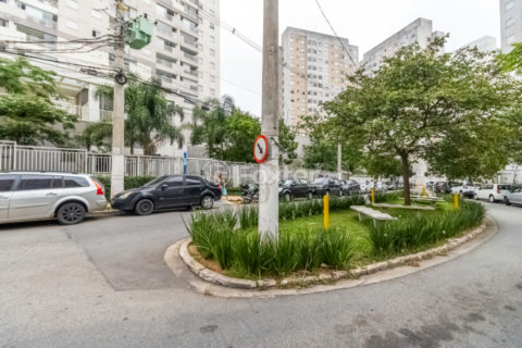 Image 37 - 1038276