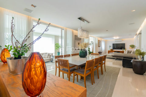 Image 39 - 1038284