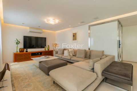 Image 42 - 1038284