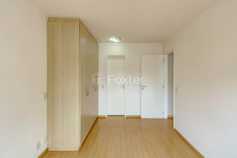 Image 22 - 1038285