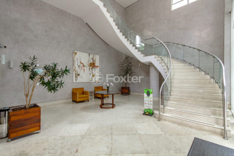 Image 34 - 1038285