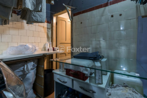 Image 30 - 1038295