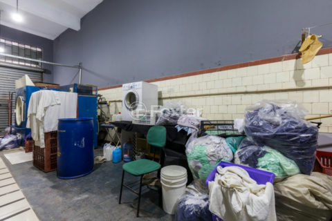 Image 24 - 1038295