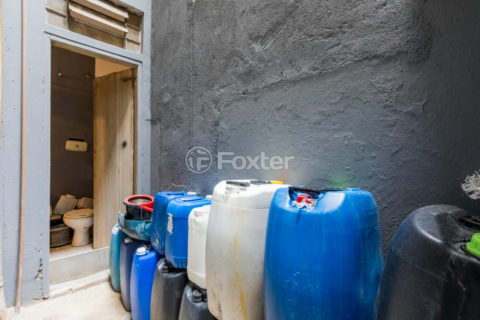Image 32 - 1038295