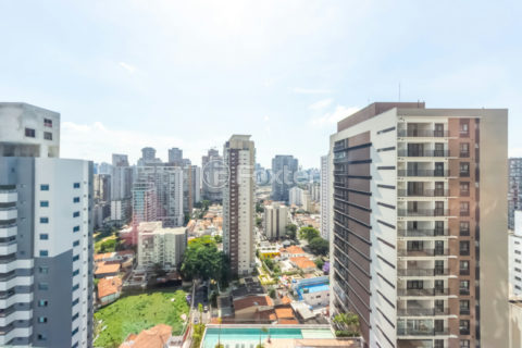 Image 17 - 1038296