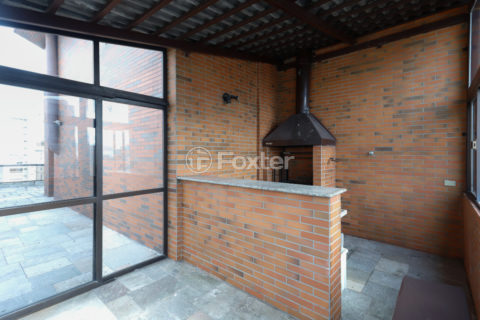 Image 17 - 1038304