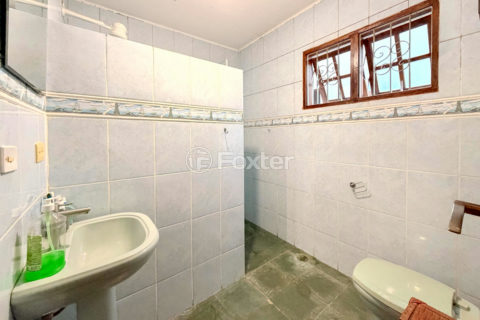 Image 32 - 1038308