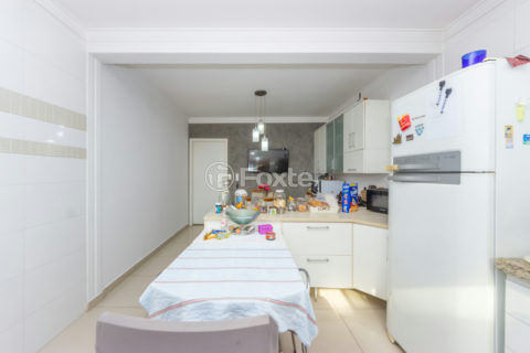 Image 9 - 1038316