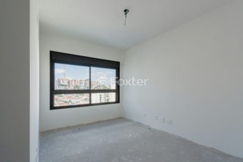 Image 39 - 1038317