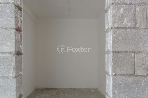 Image 52 - 1038317