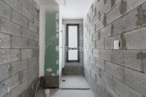 Image 36 - 1038317