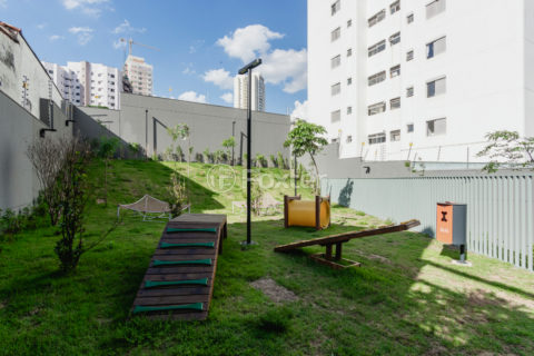 Image 62 - 1038317