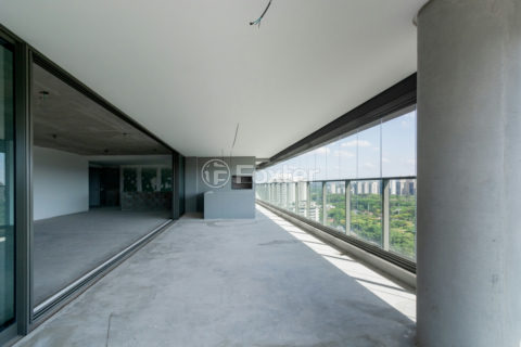 Image 16 - 1038317