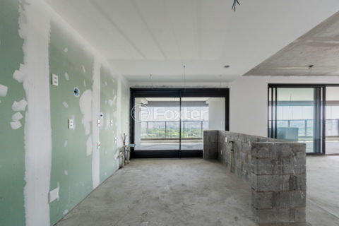 Image 19 - 1038317