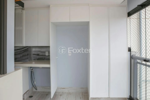 Image 10 - 1038324