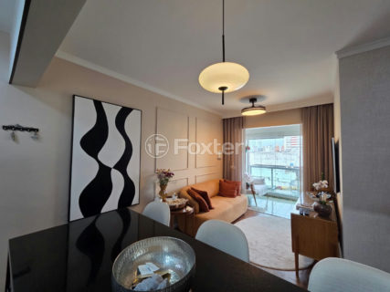 Image 32 - 1038328