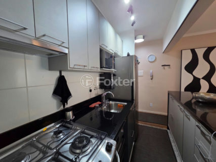 Image 33 - 1038328