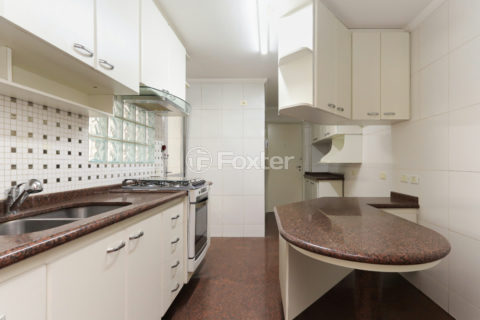 Image 9 - 1038329