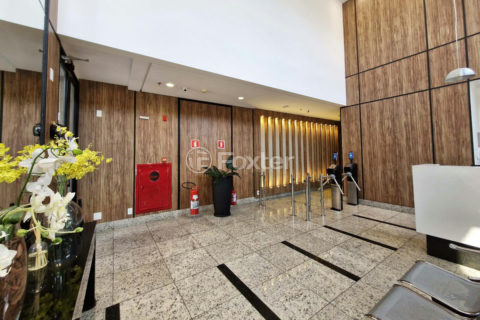 Image 10 - 1038330