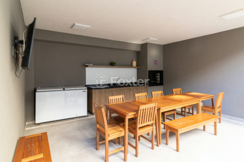 Image 22 - 1038341