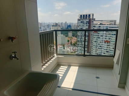 Image 11 - 1038345