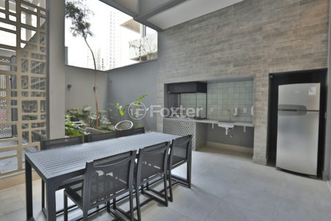 Image 21 - 1038349